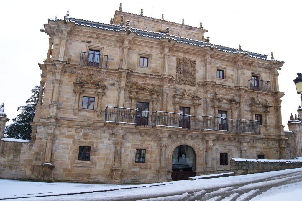 Abba Palacio De Sonanes Hotel Villacarriedo Экстерьер фото