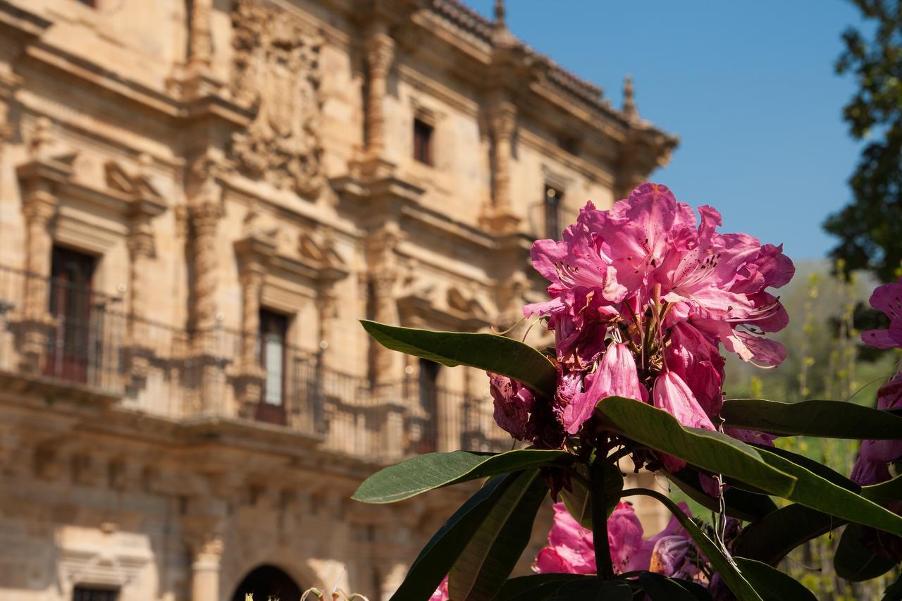 Abba Palacio De Sonanes Hotel Villacarriedo Экстерьер фото